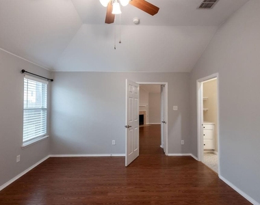 12136 Lamington Drive - Photo Thumbnail 35