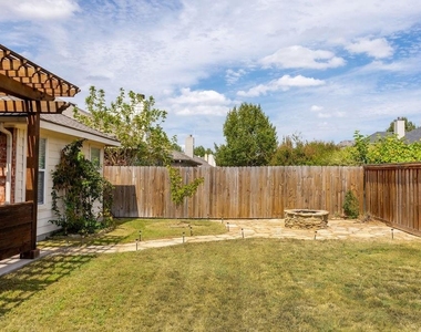 12136 Lamington Drive - Photo Thumbnail 18