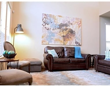 867 Llano Drive - Photo Thumbnail 5