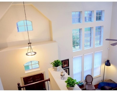 867 Llano Drive - Photo Thumbnail 6