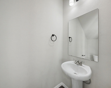 3115 Lumber Street - Photo Thumbnail 8