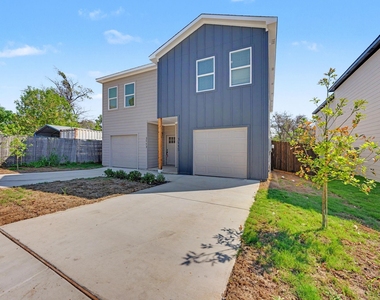 3115 Lumber Street - Photo Thumbnail 2