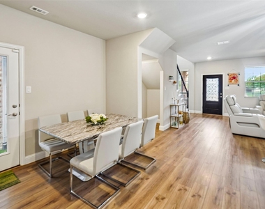2757 Acadia Drive - Photo Thumbnail 7