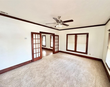 311 Gibson Street - Photo Thumbnail 1