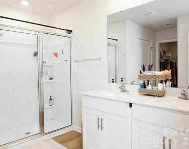 2880 Sherrills Stream Drive - Photo Thumbnail 12