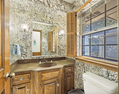 1138 Mill Springs - Photo Thumbnail 11