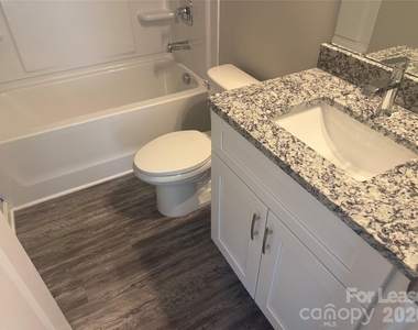 208 Prosperity Place - Photo Thumbnail 7