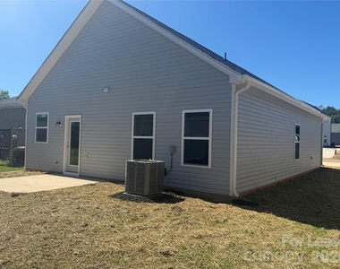 208 Prosperity Place - Photo Thumbnail 1
