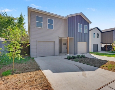 3113 Lumber Street - Photo Thumbnail 2