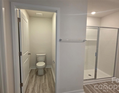 509 Blackpool Court - Photo Thumbnail 17