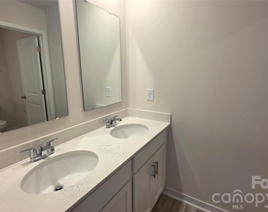 509 Blackpool Court - Photo Thumbnail 26