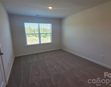 509 Blackpool Court - Photo Thumbnail 22