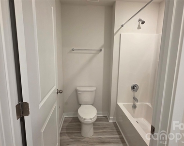 509 Blackpool Court - Photo Thumbnail 28