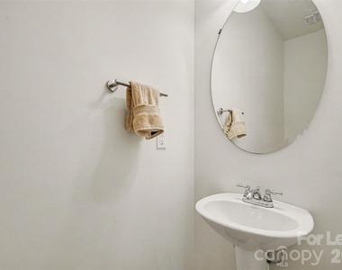 369 Settlers Grove Lane - Photo Thumbnail 24