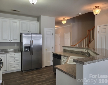 19245 Lake Norman Cove Drive - Photo Thumbnail 2