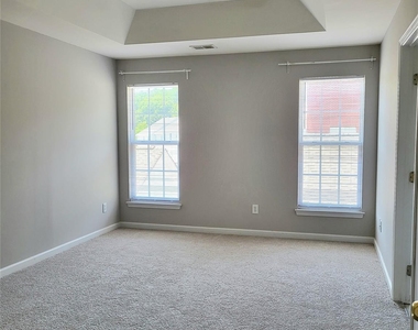 19245 Lake Norman Cove Drive - Photo Thumbnail 6