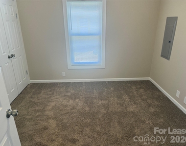 126 2nd Avenue - Photo Thumbnail 10