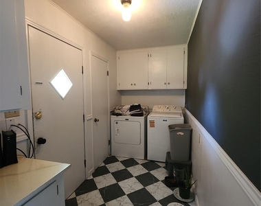 440 S Main Street - Photo Thumbnail 9