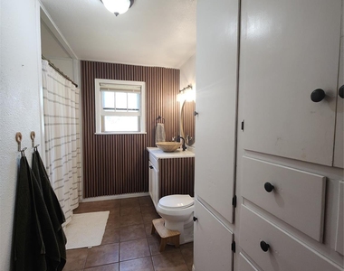 440 S Main Street - Photo Thumbnail 10