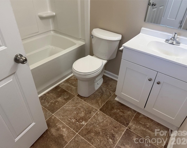 218 Prosperity Place - Photo Thumbnail 7