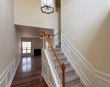 9102 Redmond Trace Road - Photo Thumbnail 1
