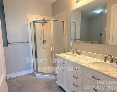 1101 1st Street - Photo Thumbnail 7