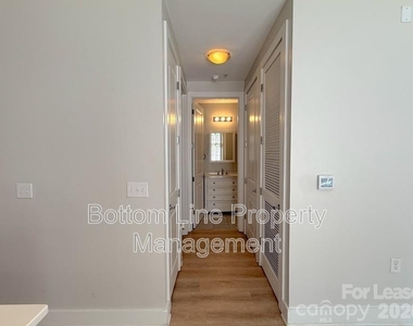 1101 1st Street - Photo Thumbnail 3