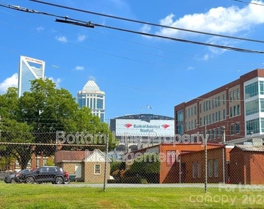 1101 1st Street - Photo Thumbnail 17