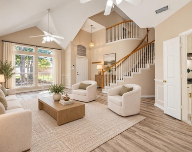 1009 Spanish Oak Drive - Photo Thumbnail 2