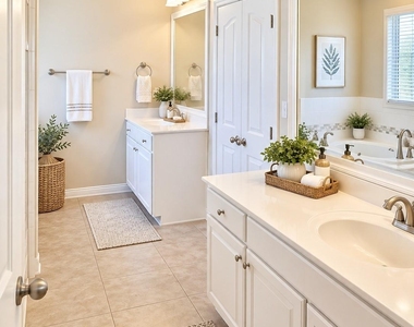 1701 Chatham Lane - Photo Thumbnail 8