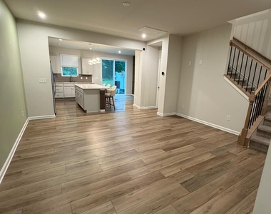 12237 Gambrell Drive - Photo Thumbnail 7