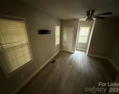 1227 5th Street - Photo Thumbnail 1