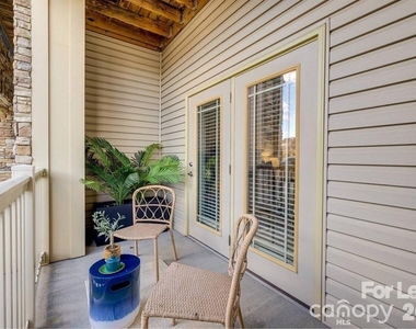 12620 Toscana Way - Photo Thumbnail 15
