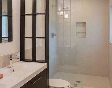 628 Dumont Drive - Photo Thumbnail 6