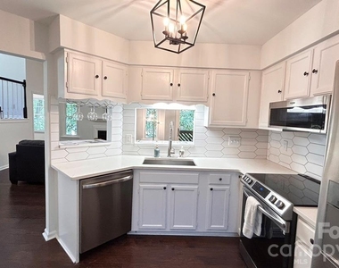 6151 Gray Gate Lane - Photo Thumbnail 15