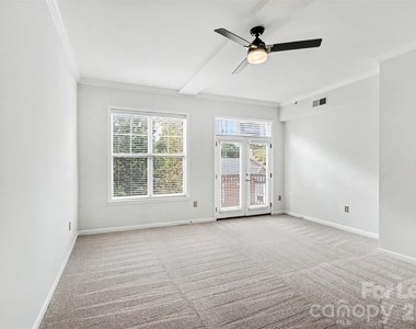 405 W 7th Street - Photo Thumbnail 17