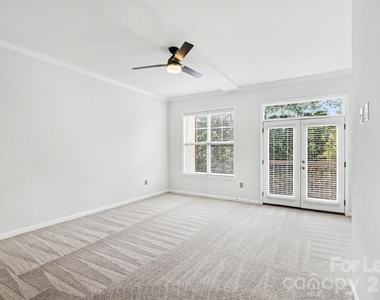 405 W 7th Street - Photo Thumbnail 18