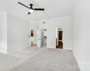 405 W 7th Street - Photo Thumbnail 9