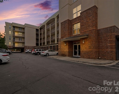 405 W 7th Street - Photo Thumbnail 21