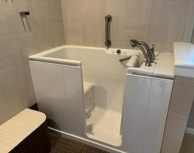 7905 Rimrock Circle - Photo Thumbnail 10