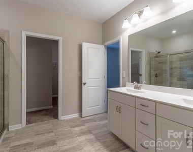 4621 Rosalyn Lane - Photo Thumbnail 30