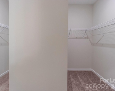 4621 Rosalyn Lane - Photo Thumbnail 31
