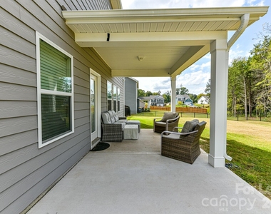 4621 Rosalyn Lane - Photo Thumbnail 40