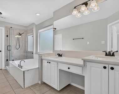 805 Sierra Lane - Photo Thumbnail 11
