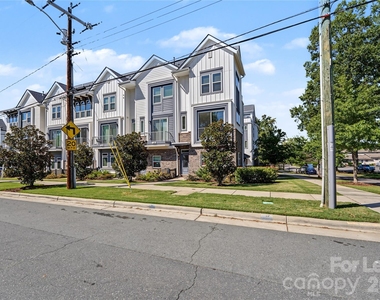 1245 Lomax Avenue - Photo Thumbnail 31