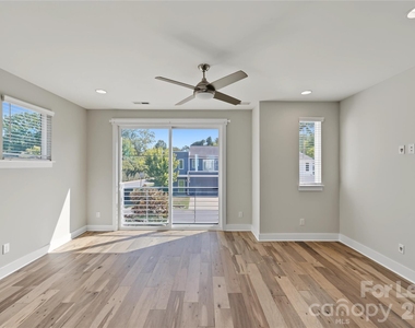 1245 Lomax Avenue - Photo Thumbnail 1