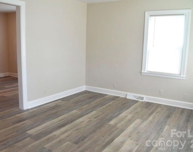 724 Maupin Avenue - Photo Thumbnail 6