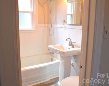 724 Maupin Avenue - Photo Thumbnail 7