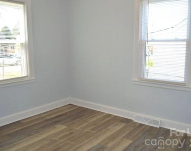 724 Maupin Avenue - Photo Thumbnail 4