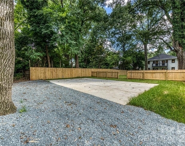 616 Oakland Avenue - Photo Thumbnail 21